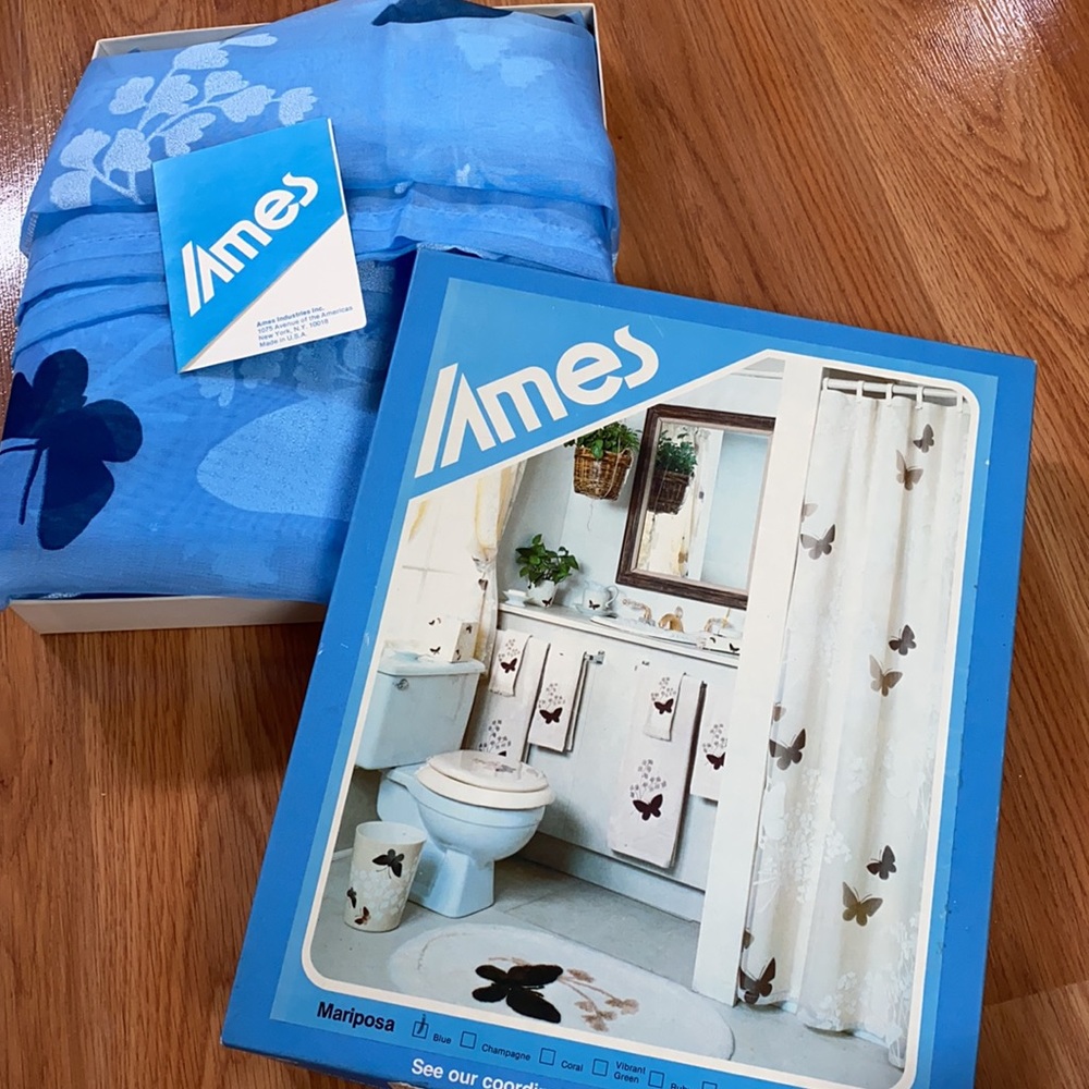 Bathroom set